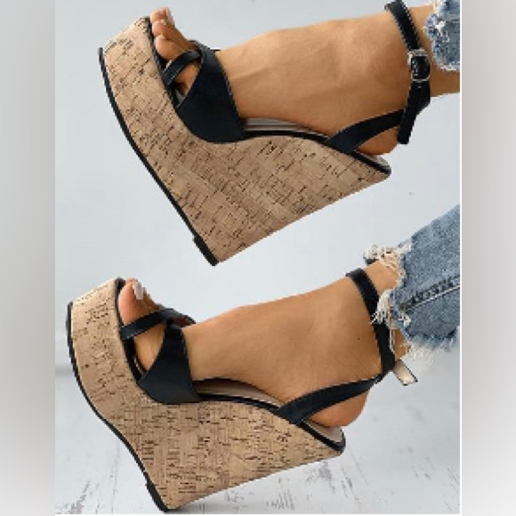 ChicMe Shoes - NEW Peep Toe Cutout Woven Flax Wedges Sandals
